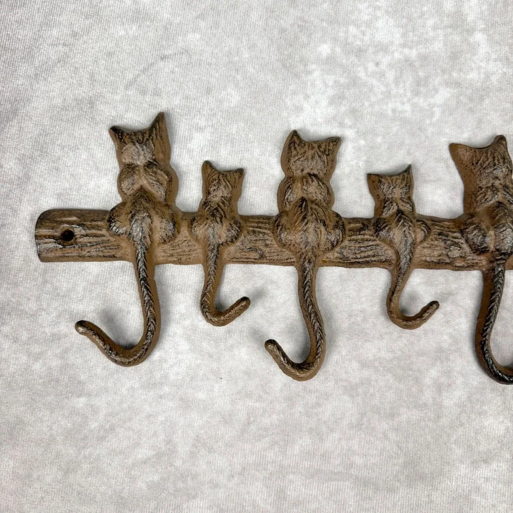 Cast Iron Cat Tail Wall Hook Rack 7 Hooks Rustic Brown Metal Key Leash Holder